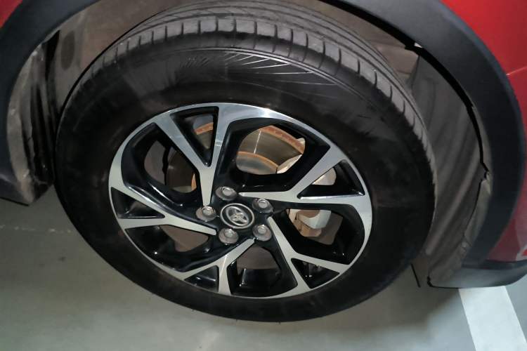 Used Toyota C-HR 2018 2.0L Luxury Edition China V Standard