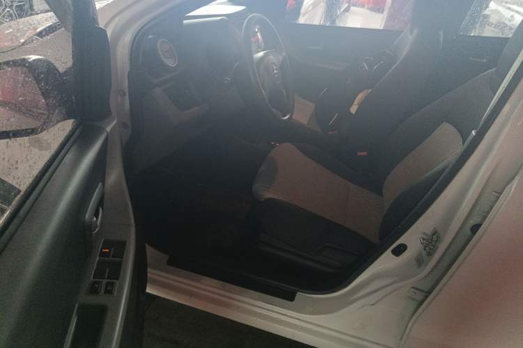 Used Suzuki Alto 2016 1.0L Automatic Deluxe Xuan Dong Edition Driver Seat