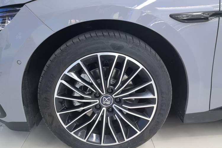 Used BYD Han 2025 DM-i Intelligent Driving Edition 125KM LiDAR Flagship Model
