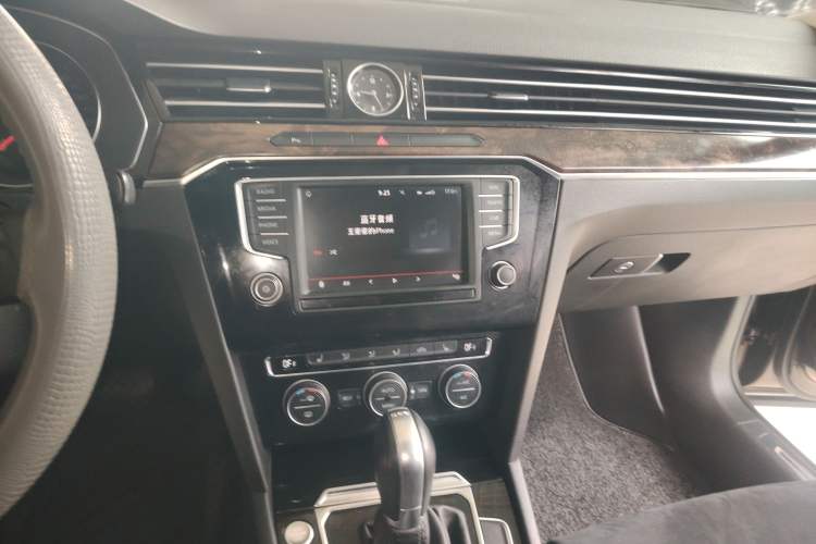 Used Volkswagen Magotan 2017 380TSI DSG Luxury Model
