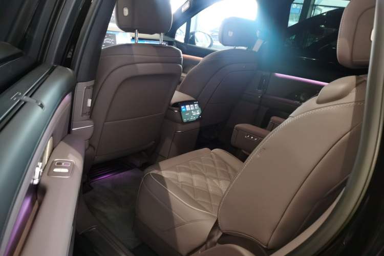 Used Nio ES8 2026 Model 6-seat Executive Signature Edition Left Rear Seat