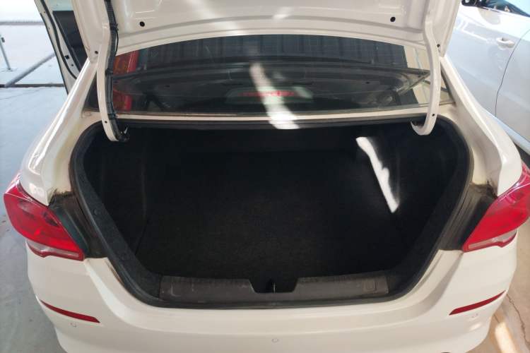 Used Chevrolet Cavalier 2016 1.5L Automatic Xinyue Edition
