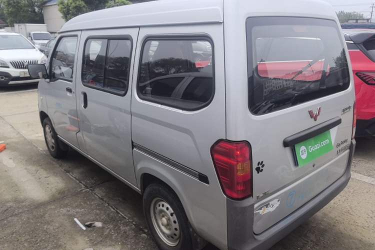 Used Wuling Zhiguang 2015 1.2L Practical LS-I Model Rear Left 45 Deg