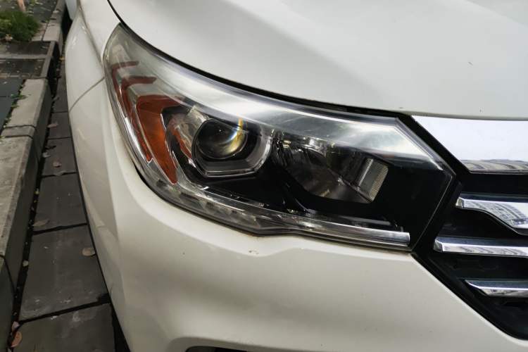 Used GAC Trumpchi GS4 2017 235T Manual Two-Wheel Drive Luxury Edition
