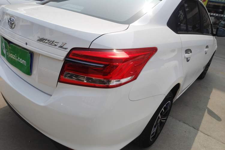 Used Toyota YARiS L Zhi Xiang 2017 1.5E CVT Dynamic Edition Right Rear Taillight