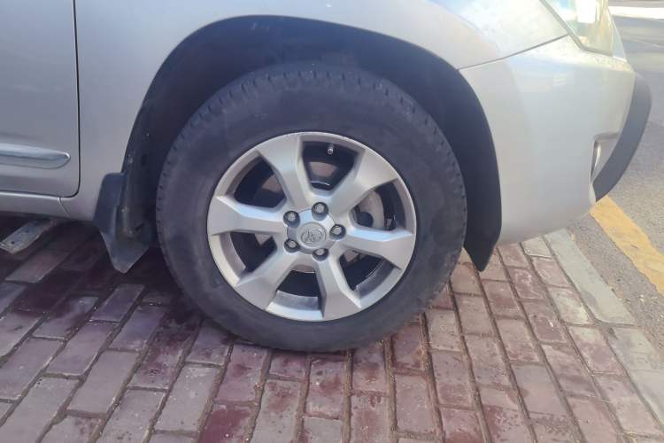 Used Toyota RAV4 2010 2.0L Manual Deluxe Upgrade