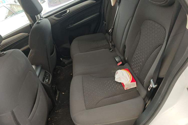 Used Haval M6 2021 PLUS 1.5T DCT Elite Smart Connectivity Model
