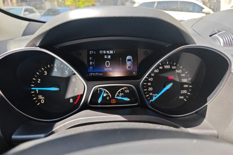 Used Ford Kuga 2018 EcoBoost 180 Two-Wheel-Drive Luxury Wing Edition
