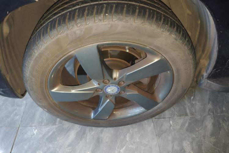 Used Mercedes-Benz GLK-Class 2013 GLK 300 4MATIC Dynamic Sunroof Model
