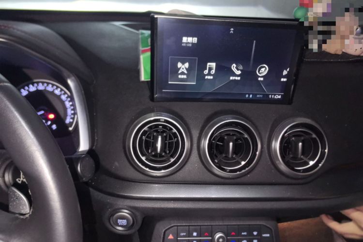 Used Wey VV5 2017 2.0T Ultra-Luxury Version Audio And AC Panel