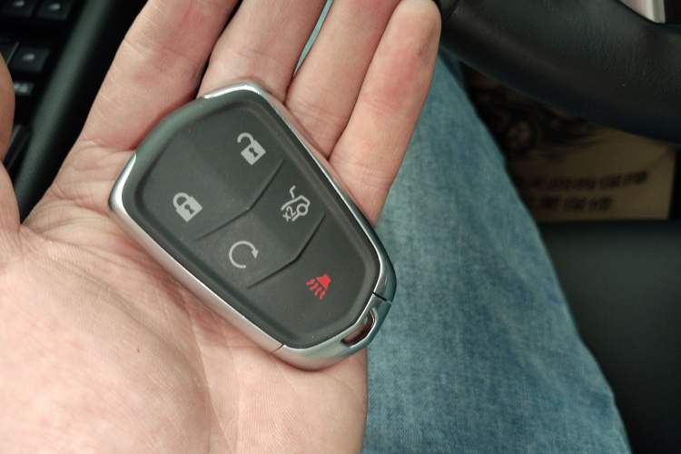 Used Cadillac XTS 2018 28T Luxury Edition Vehicle Key