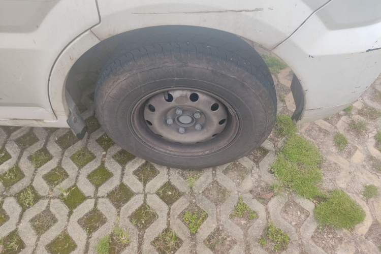 Used King Long Longyao 6 2022 Van Series CATL 41.86 kWh
