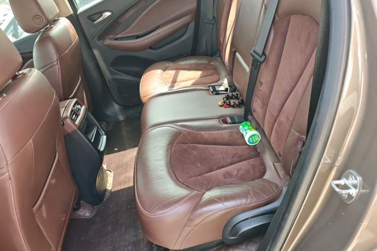 Used Buick Envision 2016 28T Four-Wheel Drive Elite Version Left Rear Seat