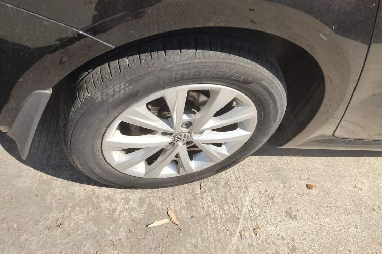 Used Volkswagen Lavida 2017 1.6L Automatic Comfort Edition