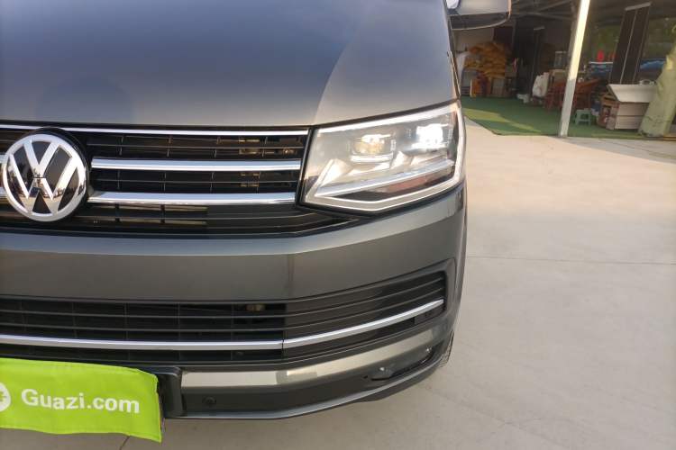 Used Volkswagen Multivan 2018 2.0 TSI Two-Wheel-Drive Luxury Edition 7 Seats