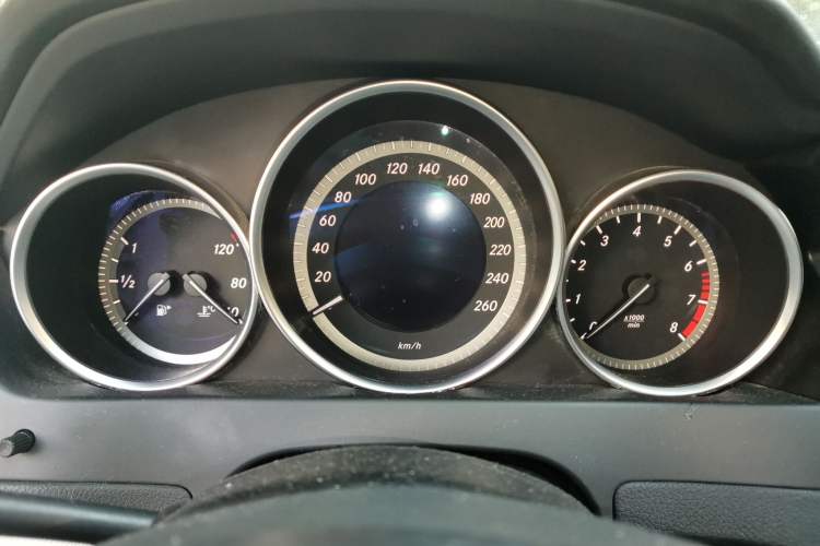 Used Mercedes-Benz C-Class 2011 C 180K Classic model
