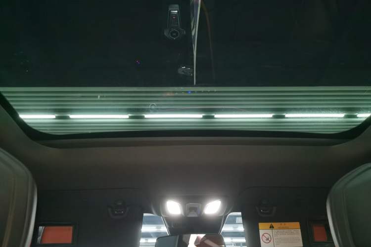 Used CHANGAN UNI-V 2022 1.5T Prestige Version