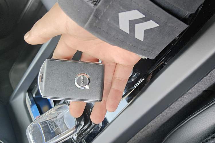 Used Volvo S60 2022 B4 Zhiyuan Luxury Edition