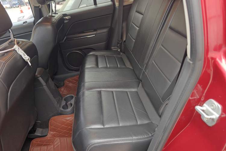 Used Jeep Compass 2013 2.4L Four-wheel Drive Black Edition with Navigation