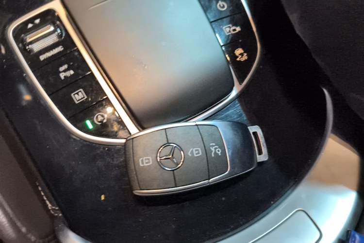 Used Mercedes-Benz GLC 2021 GLC 260 L 4MATIC Dynamic Edition Interior 1