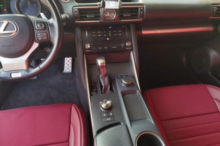 Used Lexus IS 2017 300 F SPORT Edition
