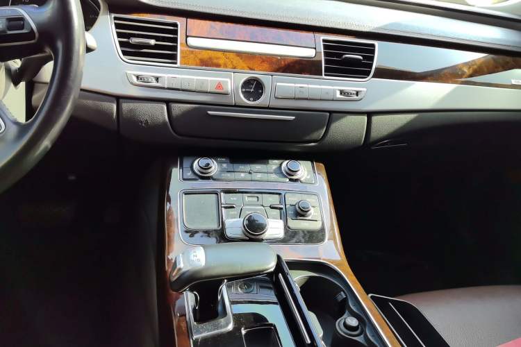 Used Audi A8 2017 A8L 45 TFSI quattro Comfort model
