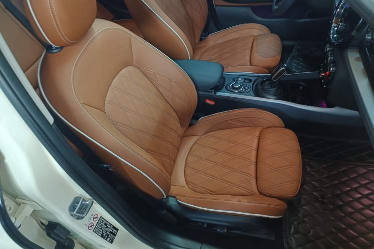 Used MINI Clubman 2023 1.5T COOPER Connoisseur