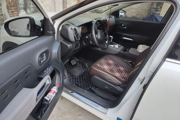 Used Citroen C5 AIRCROSS 2019 350THP Enjoyment Model China V Standard
