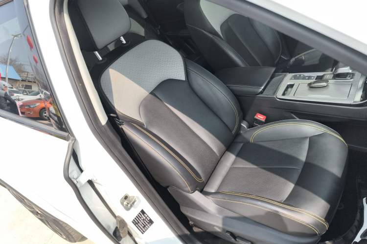 Used Roewe RX5 2020 PLUS 300TGI Automatic Ali National Style Ronglin Edition