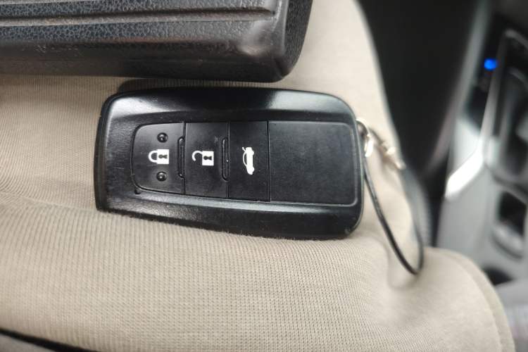 Used Toyota Corolla 2022 Dual-Motor 1.8L E-CVT Pioneer Edition Interior 1