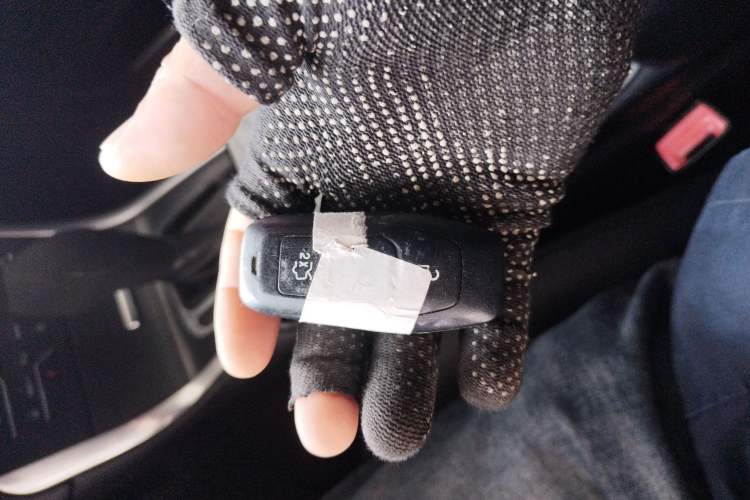 Used Ford Edge 2015 2.0T GTDi 4x4 High-Grade Model Interior 1