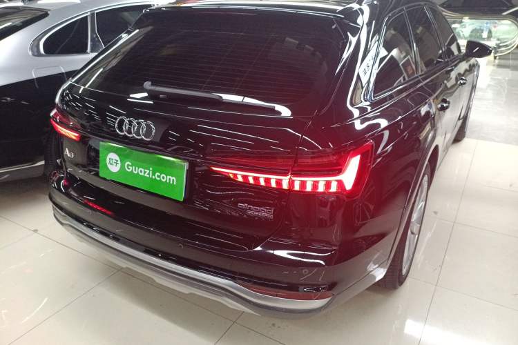 Used Audi A6 2022 allroad quattro Explorer 55 TFSI Prestige Off-Road Model