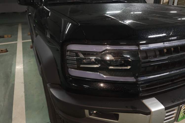 Used Formula Leopard 5 2023 Explore Edition