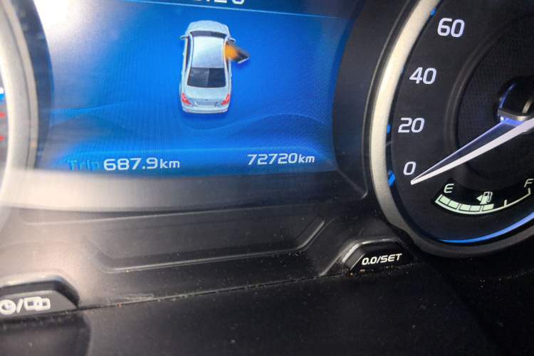 Used Geely Auto Emgrand 2017 Sedan Million Edition 1.5L Manual - Upward Version
