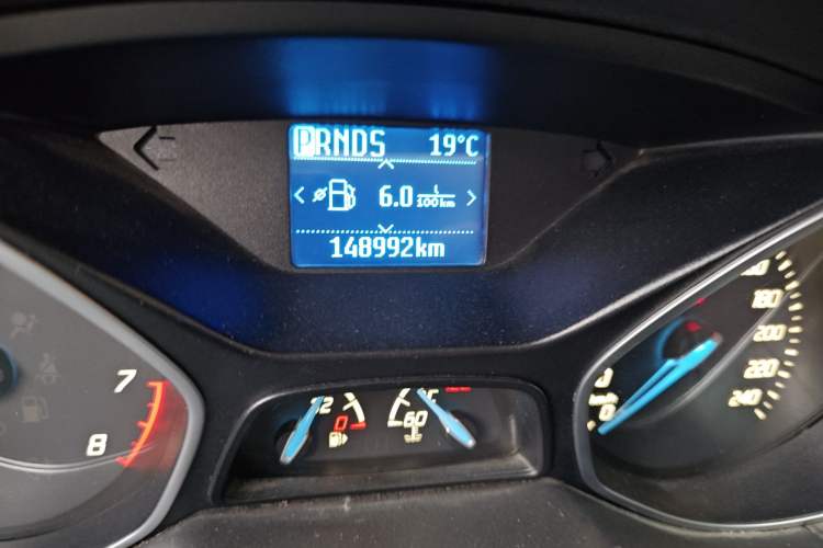 Used Ford Focus 2012 Sedan 1.6L Automatic Fashion Edition Odometer Close Up