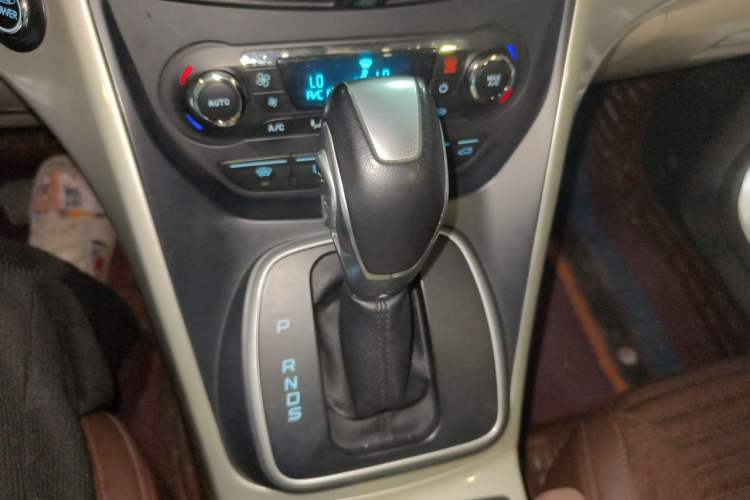 Used Ford Kuga 2013 2.0L GTDi Four-Wheel Drive Premium Model