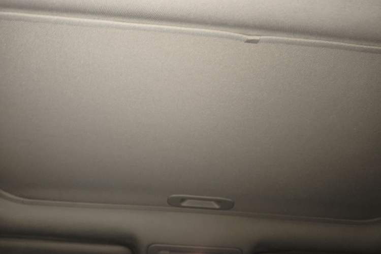 Used BYD S7 2015 2.0T Upgraded Automatic Luxury Version Headliner