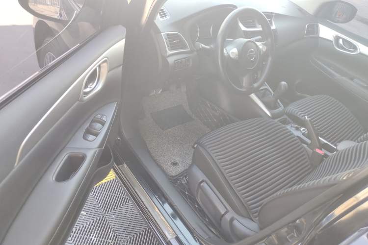 Used Nissan Sylphy 2019 Classic 1.6XE Manual Comfort Edition Driver Seat