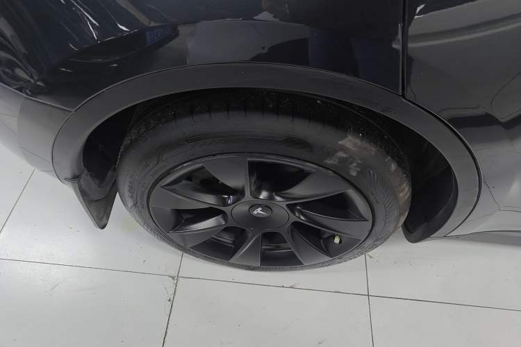 Used Tesla Model Y 2024 Rear-Wheel-Drive Version