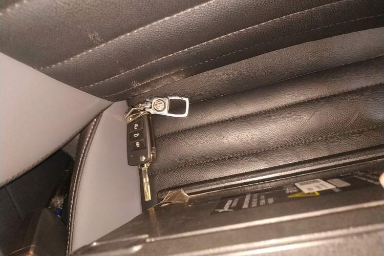 Used Volkswagen Sagitar 2021 280TSI DSG Comfort Connect Edition Interior 1