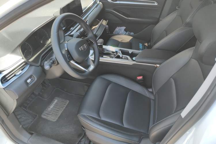 Used Geely Auto Emgrand 2025 4th Generation 1.5L CVT Starry Edition Left Front Seat