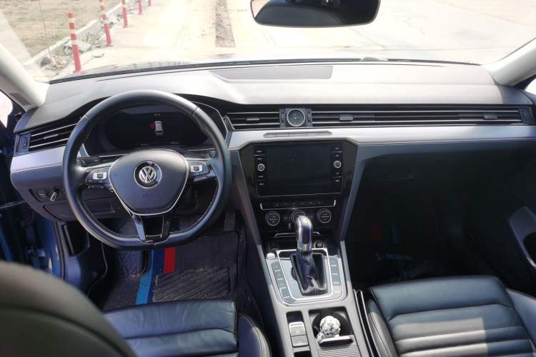 Used Volkswagen Variant New Energy 2019 GTE model Center Console