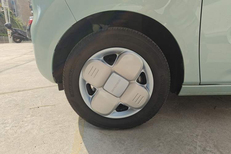 Used Geely Galaxy Panda 2024 Panda Mini 200km Endurance Bear