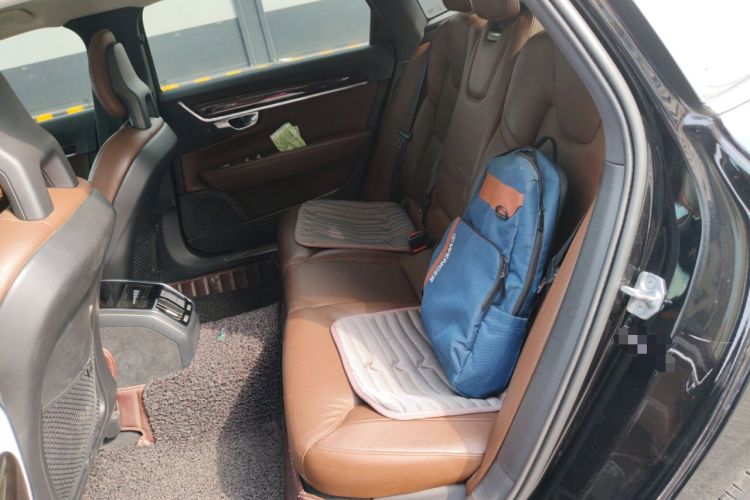 Used Volvo S90 2018 T4 Zhiyuan Edition
