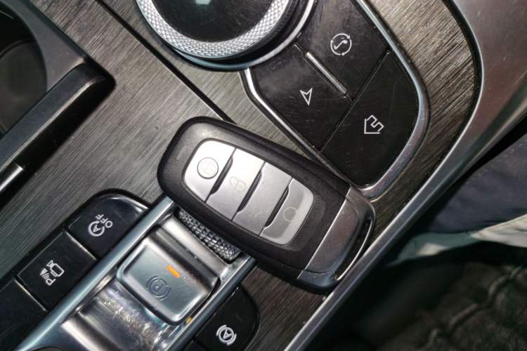 Used Hongqi H9 2022 2.0T Smart Connect Flagship Edition Interior 1