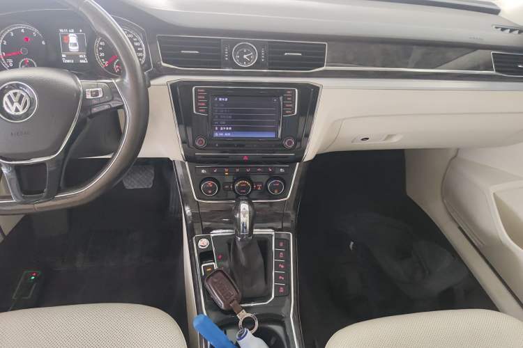 Used Volkswagen Passat 2016 380TSI DSG Ultimate Edition