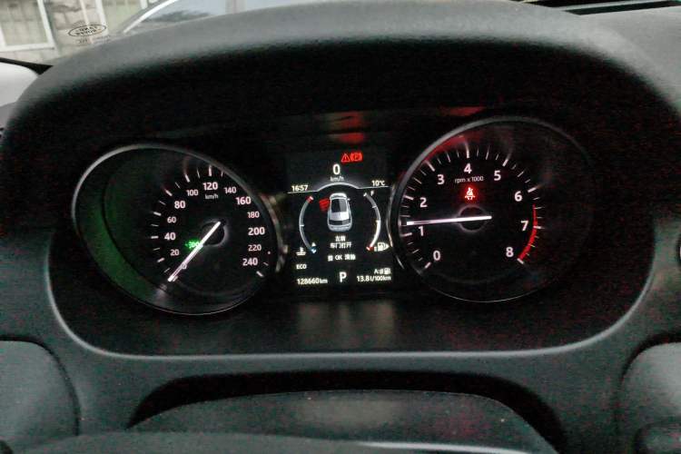 Used Land Rover Discovery Sport 2017 2.0T HSE Instrument Cluster