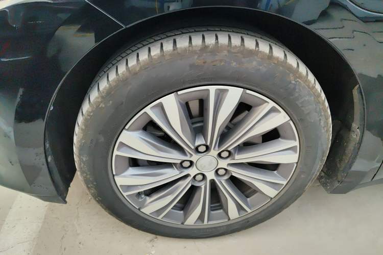 Used Hongqi E-QM5 2024 500km Range Edition