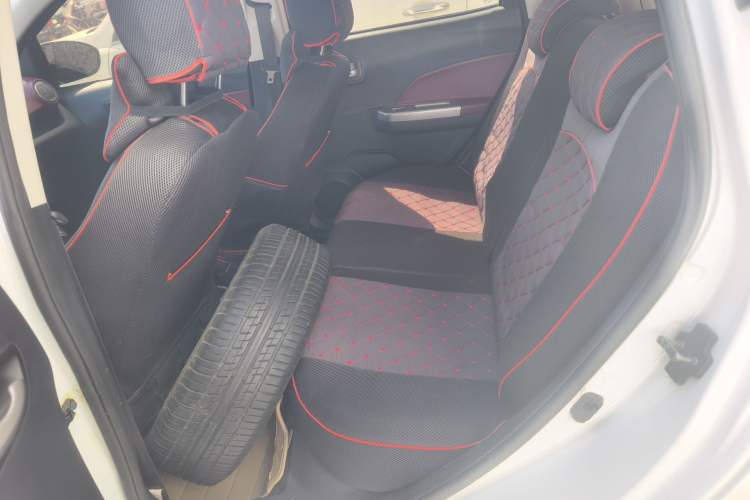 Used CHANGAN Benni 2014 1.4L Manual Luxury Model
