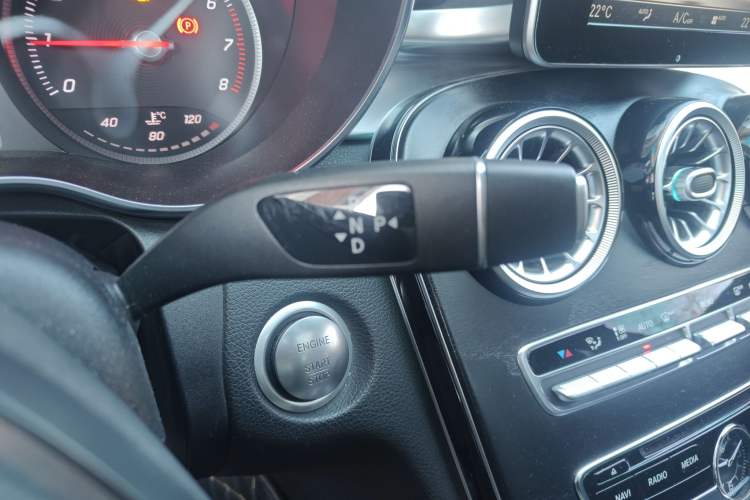 Used Mercedes-Benz C-Class 2018 C 200 L Sport Edition Gear Lever